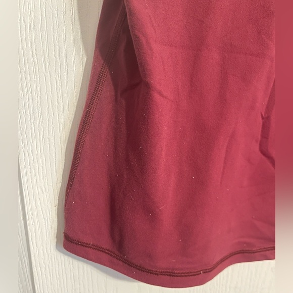 Lululemon Size 6 Burgundy Tank - Picture 5 of 6